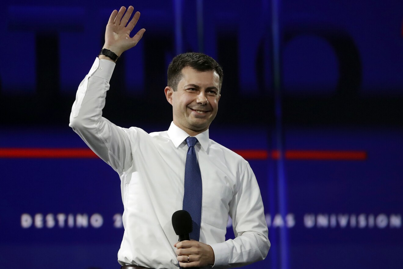 Buttigieg during a presidential forum at the California Democratic Party's convention Saturday, Nov. 16, 2019, in Long Beach, Calif.